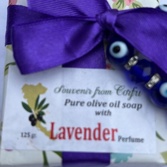 Gift wrapped Souvenir from Greece. Lavender soap with Stretch Evil Eye Bracelet. - Picture 3 of 7